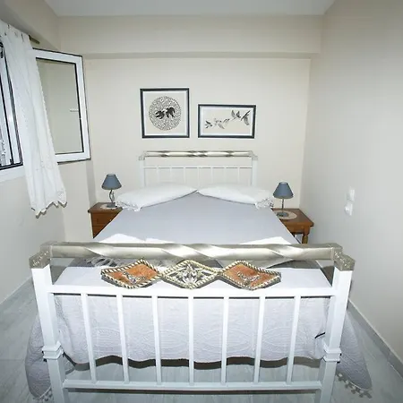 Nefeli House Kefalonia * ليكسوري