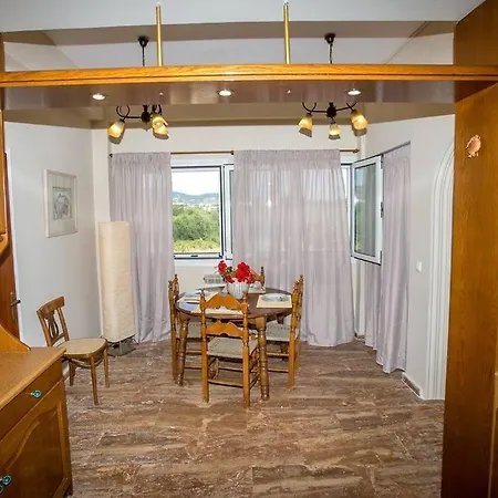شقة Nefeli House Kefalonia ليكسوري